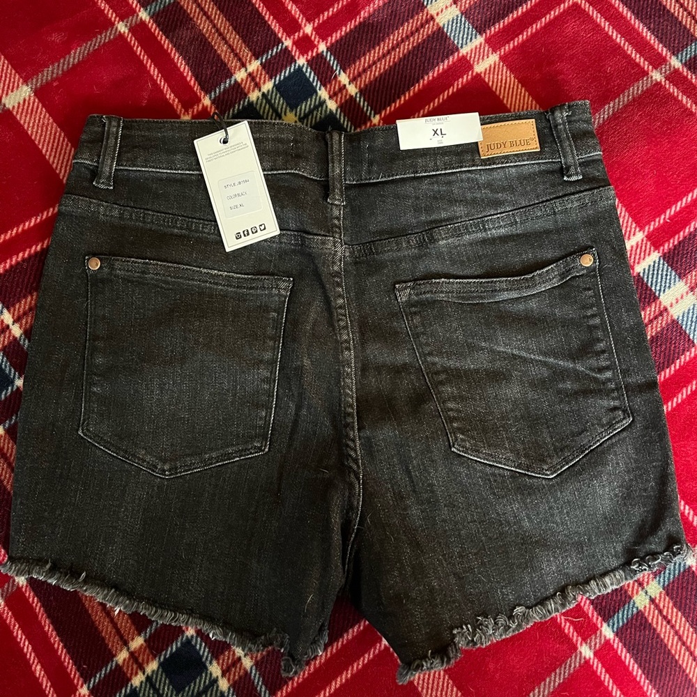 NWT Judy Blue - black shorts XL